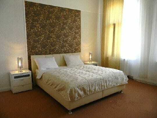 Hotel Pension Dahlem Berlino Esterno foto