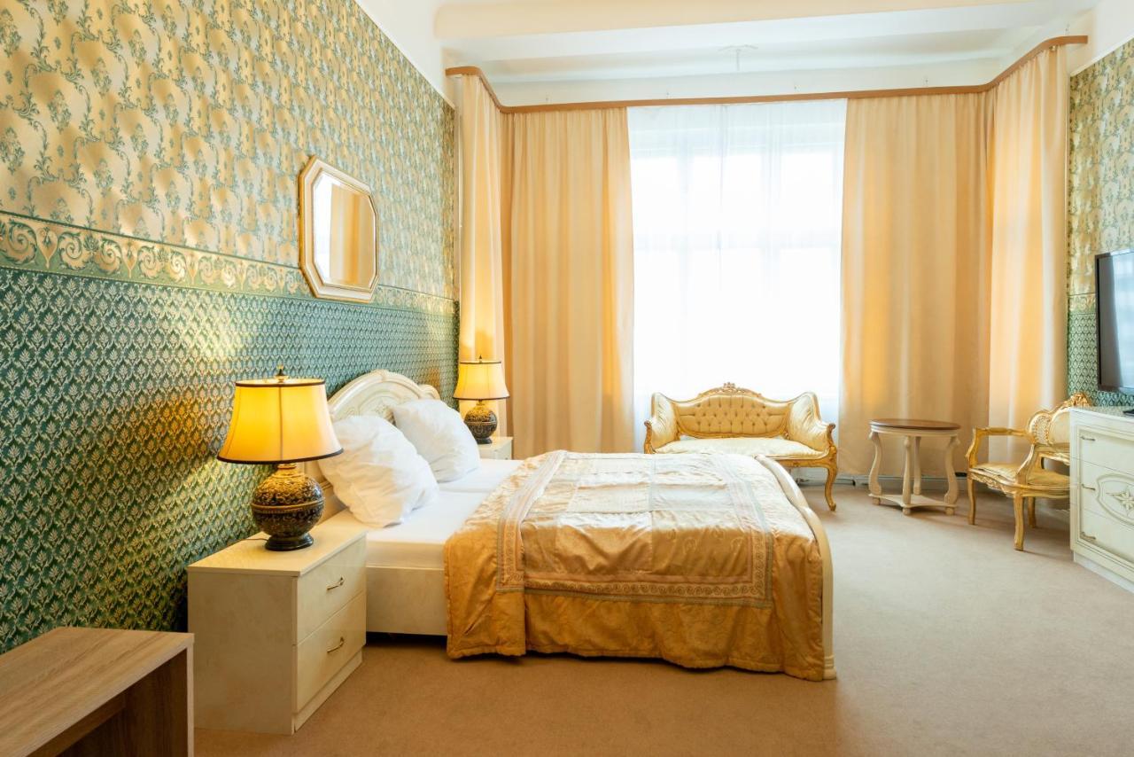 Hotel Pension Dahlem Berlino Esterno foto