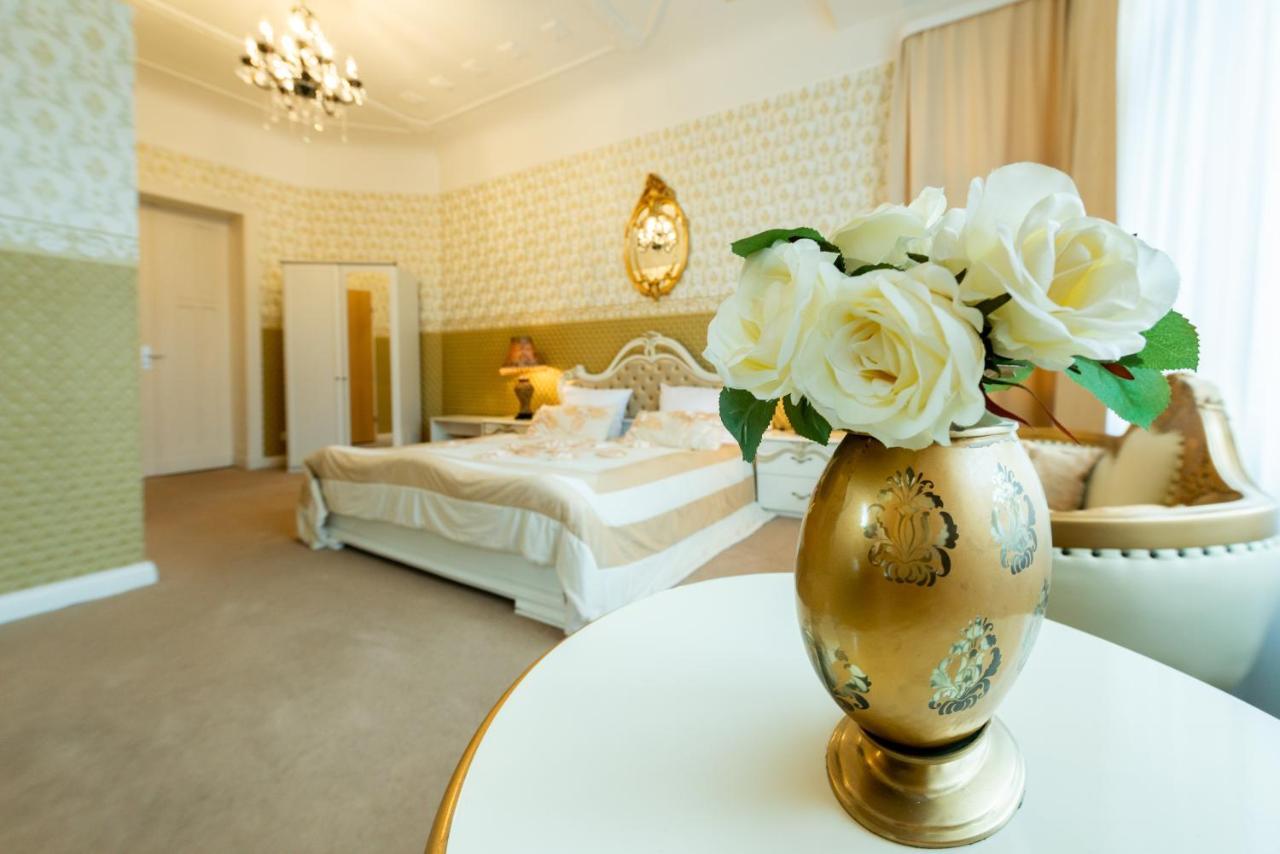 Hotel Pension Dahlem Berlino Esterno foto