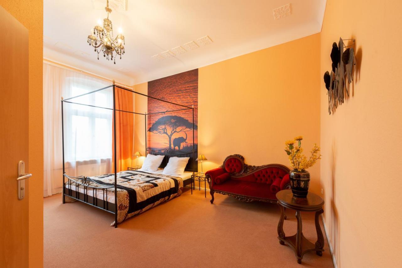 Hotel Pension Dahlem Berlino Esterno foto